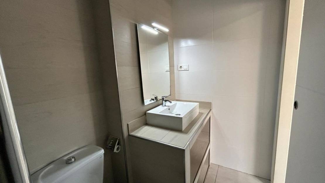 Sale - Apartment - Torrevieja - Torrevieja Centro