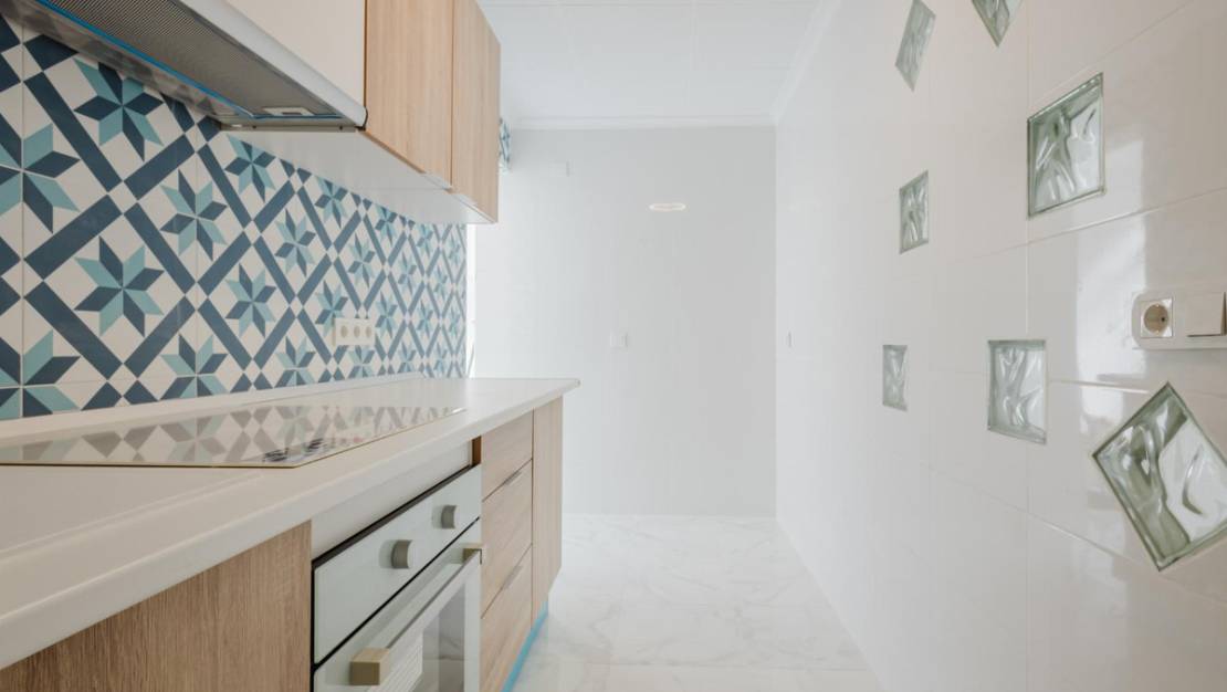 Sale - Apartment - Torrevieja - Torrevieja Centro