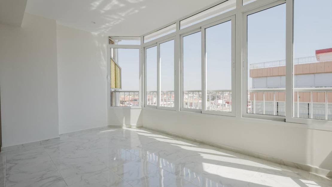 Sale - Apartment - Torrevieja - Torrevieja Centro