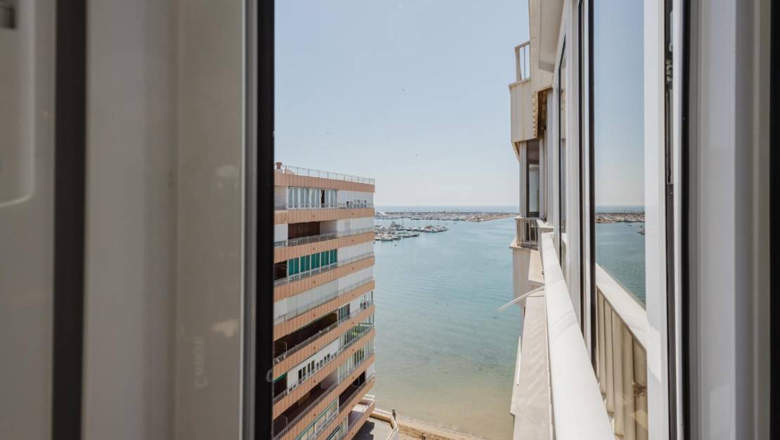 Sale - Apartment - Torrevieja - Torrevieja Centro