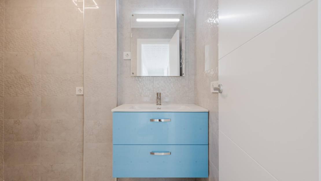 Sale - Apartment - Torrevieja - Torrevieja Centro