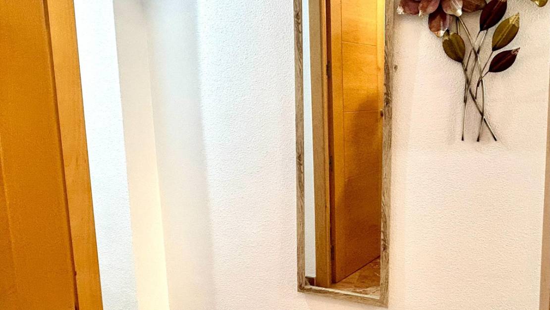 Sale - Apartment - Torrevieja - Torrevieja Centro