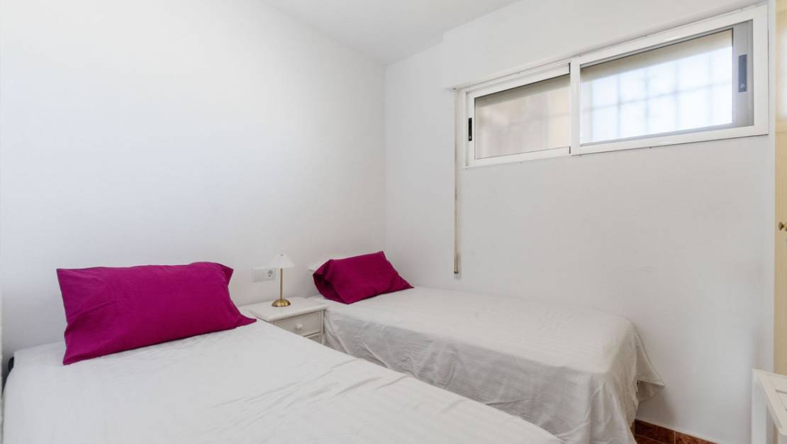 Sale - Apartment - Torrevieja - Torrevieja Centro