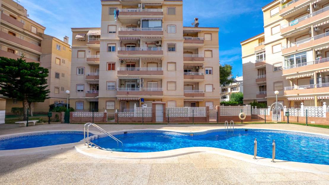 Sale - Apartment - Torrevieja - Torrevieja Centro