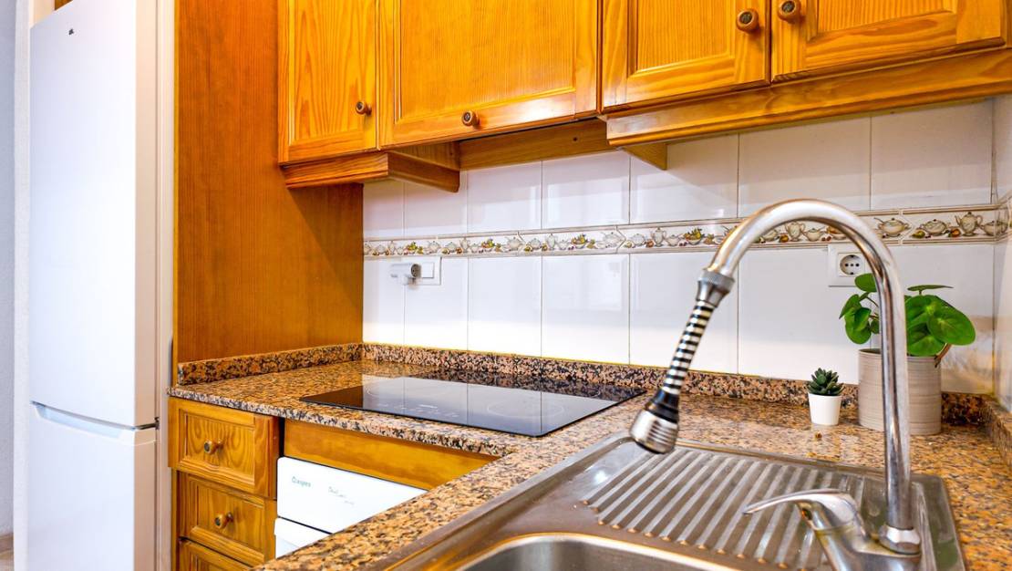 Sale - Apartment - Torrevieja - Torrevieja Centro