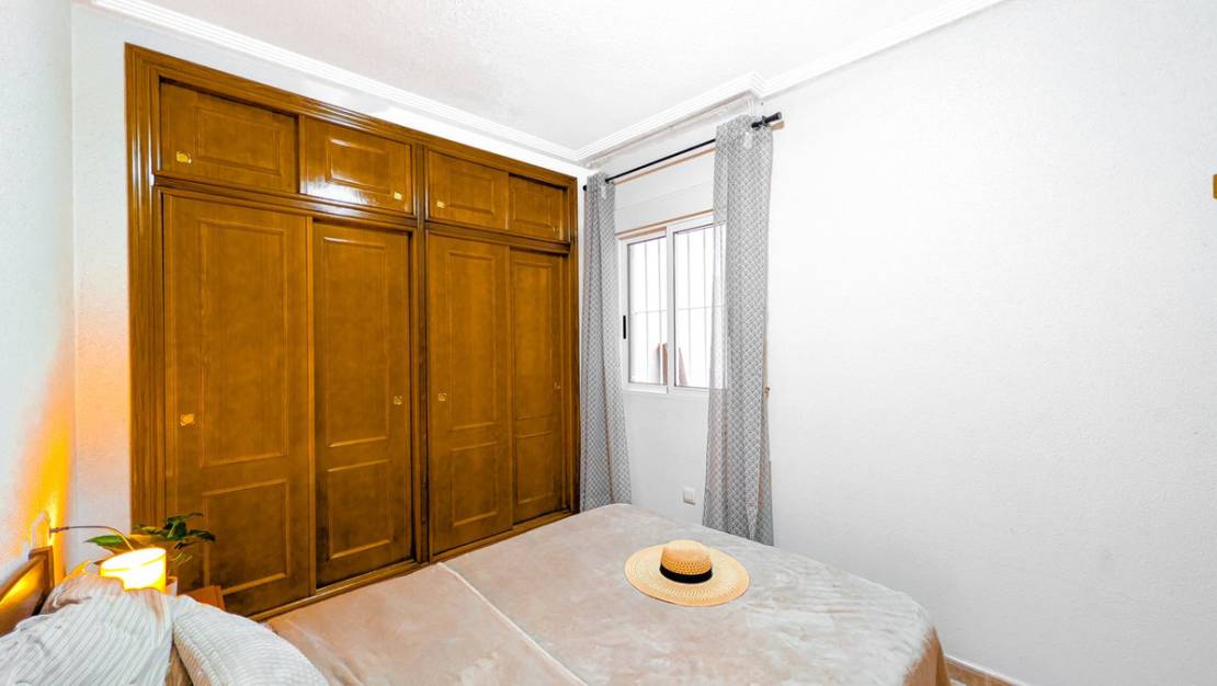 Sale - Apartment - Torrevieja - Torrevieja Centro