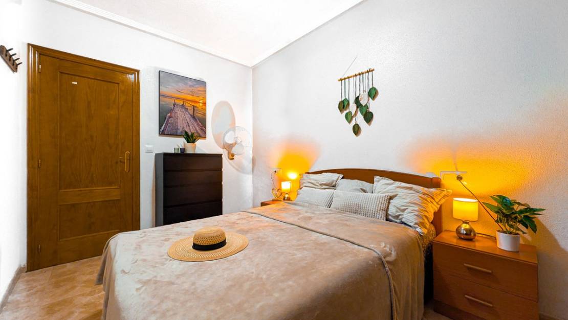 Sale - Apartment - Torrevieja - Torrevieja Centro