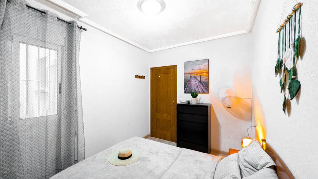 Sale - Apartment - Torrevieja - Torrevieja Centro