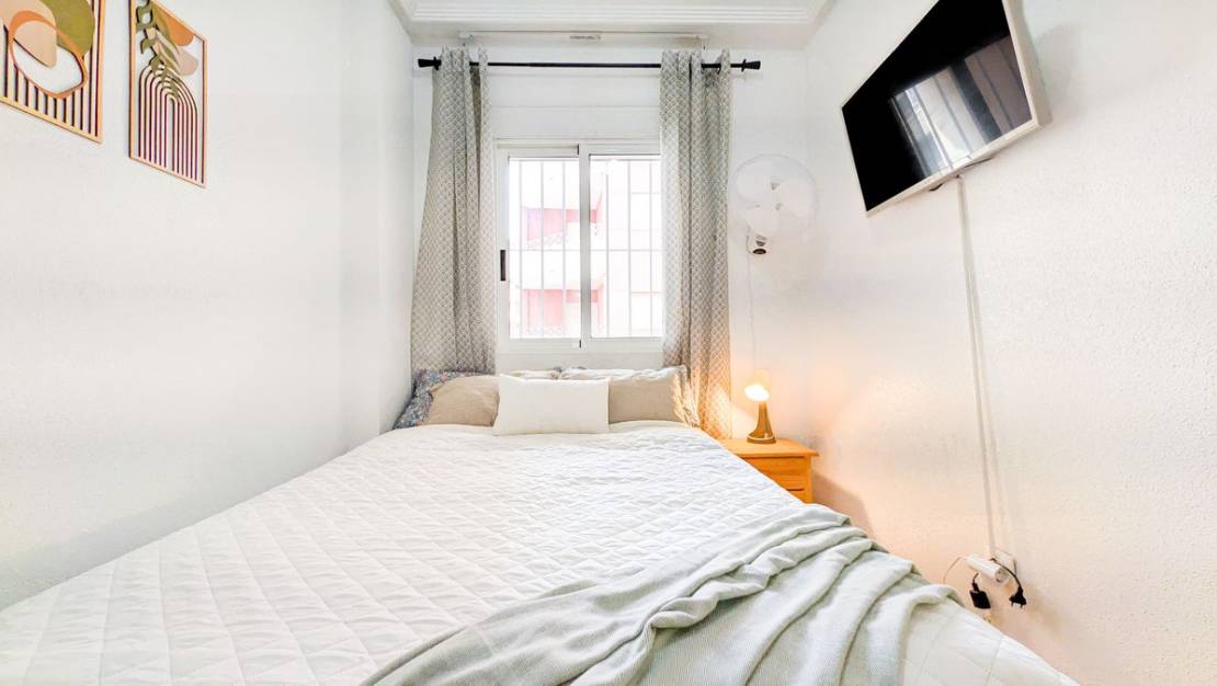 Sale - Apartment - Torrevieja - Torrevieja Centro