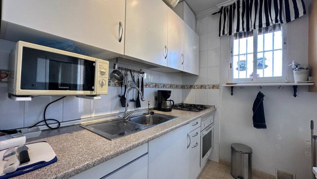 Sale - Apartment - Torrevieja - Torrevieja Centro