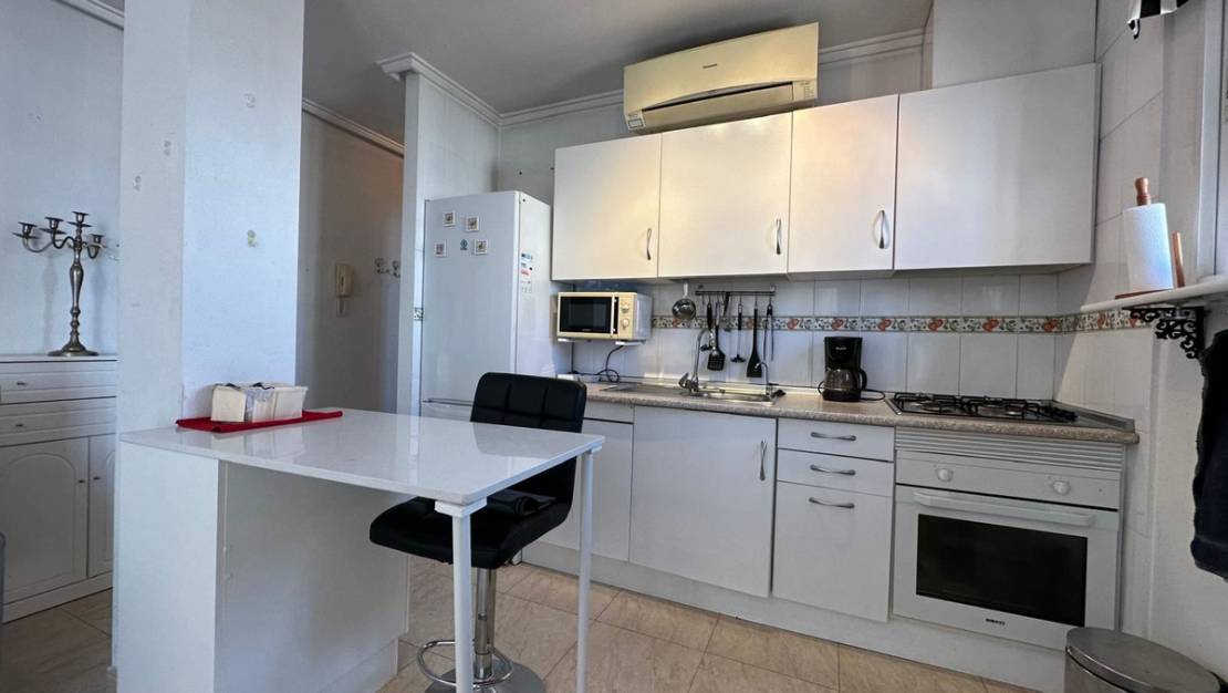 Sale - Apartment - Torrevieja - Torrevieja Centro