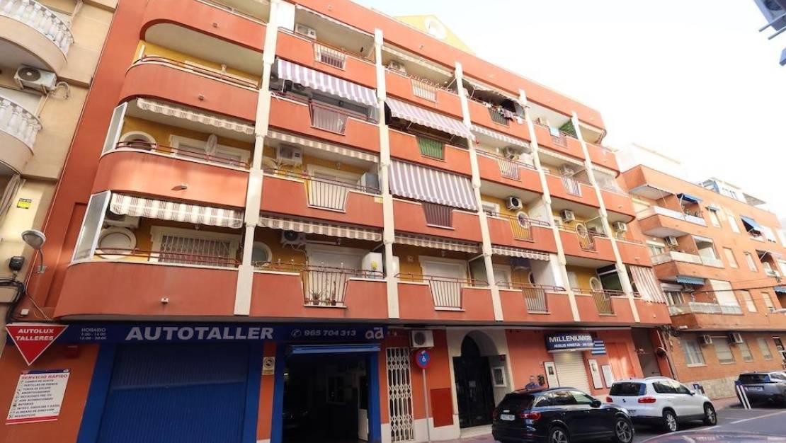 Sale - Apartment - Torrevieja - Torrevieja Centro