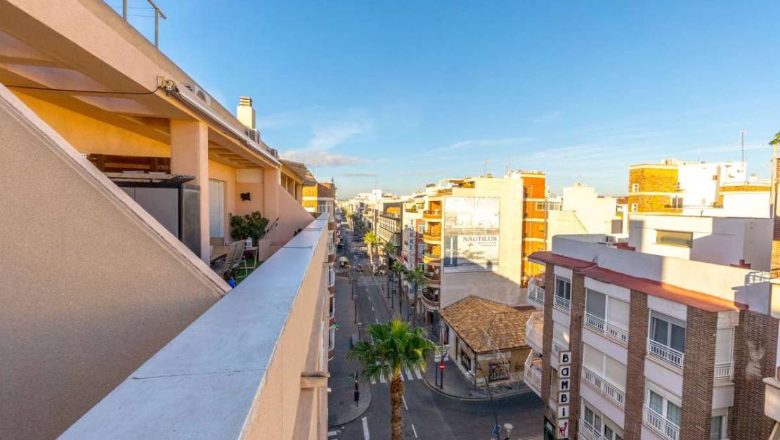 Sale - Apartment - Torrevieja - Torrevieja Centro