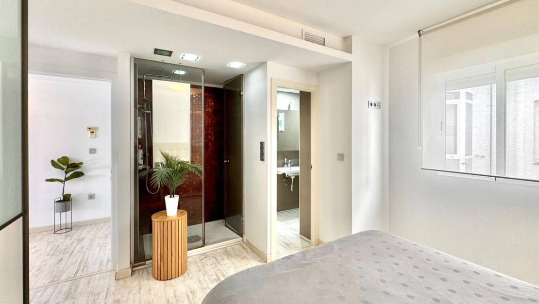 Sale - Apartment - Torrevieja - Torrevieja Centro