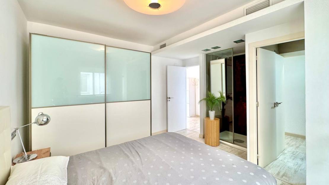 Sale - Apartment - Torrevieja - Torrevieja Centro