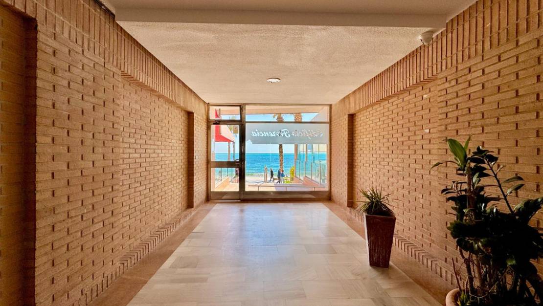 Sale - Apartment - Torrevieja - Torrevieja Centro