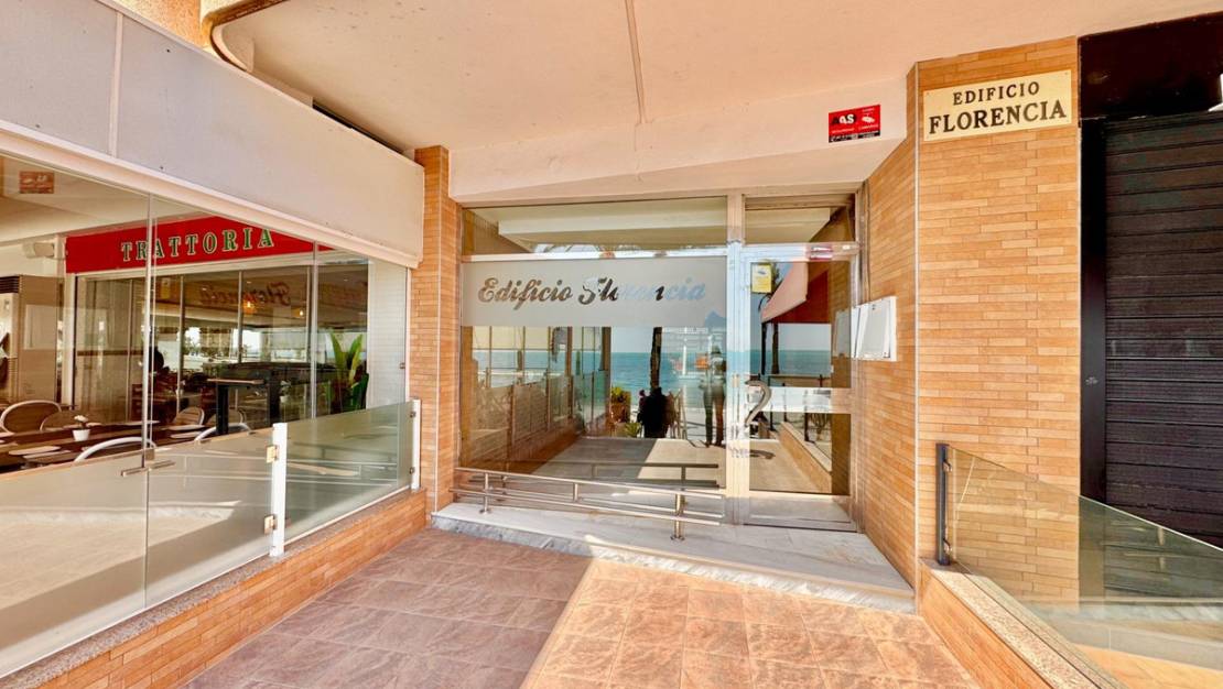 Sale - Apartment - Torrevieja - Torrevieja Centro