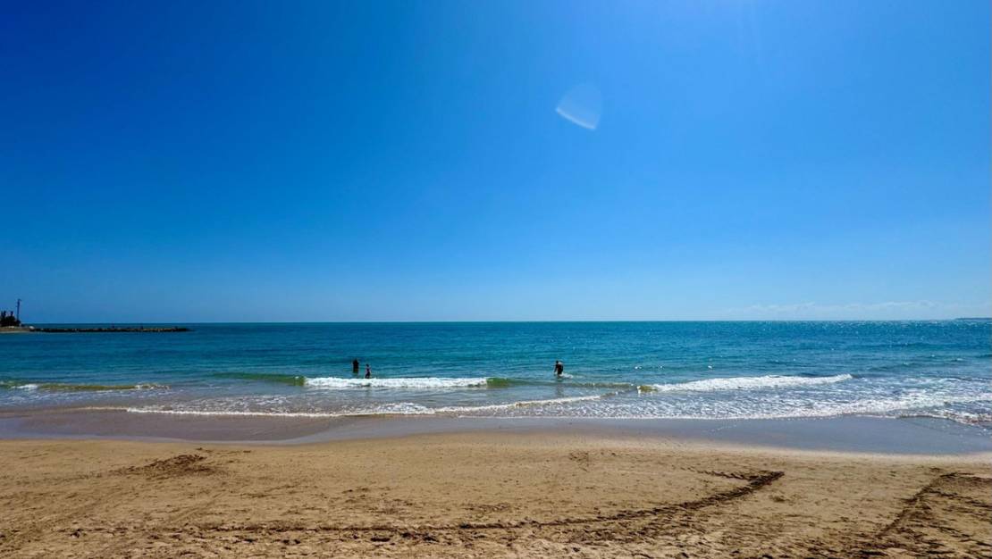 Sale - Apartment - Torrevieja - Torrevieja Centro