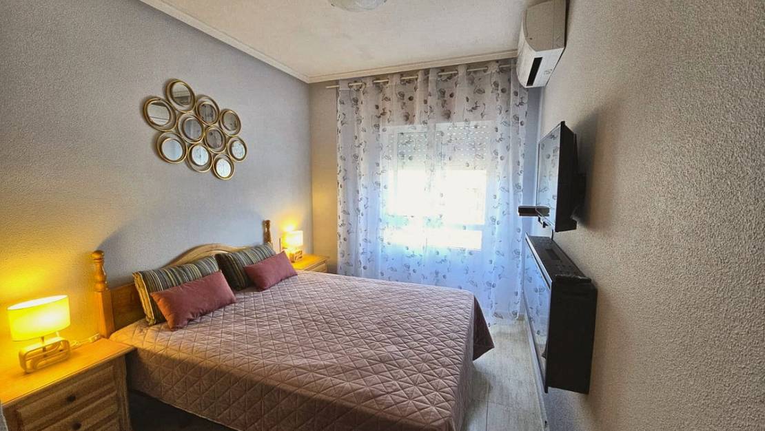 Sale - Apartment - Torrevieja - Torrevieja Centro