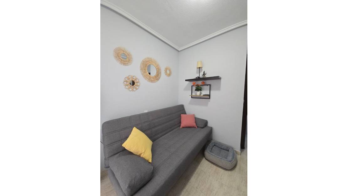 Sale - Apartment - Torrevieja - Torrevieja Centro