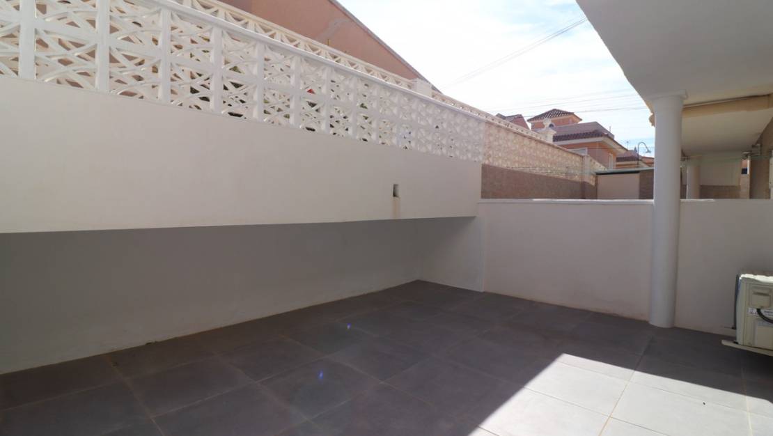 Sale - Apartment - Torrevieja - Torrevieja Centro