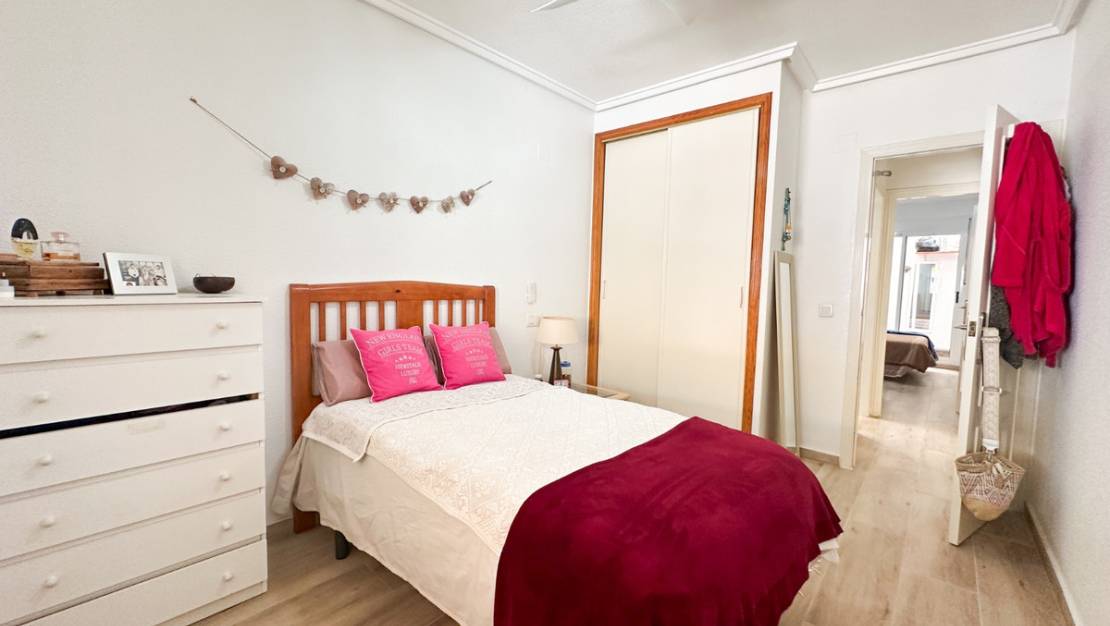 Sale - Apartment - Torrevieja - Torrevieja Centro