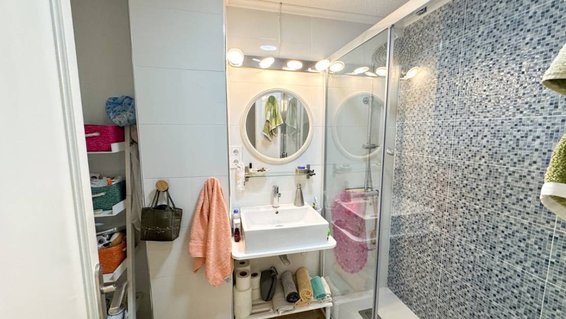 Sale - Apartment - Torrevieja - Torrevieja Centro