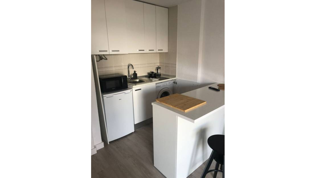 Sale - Apartment - Torrevieja - Torrevieja Centro