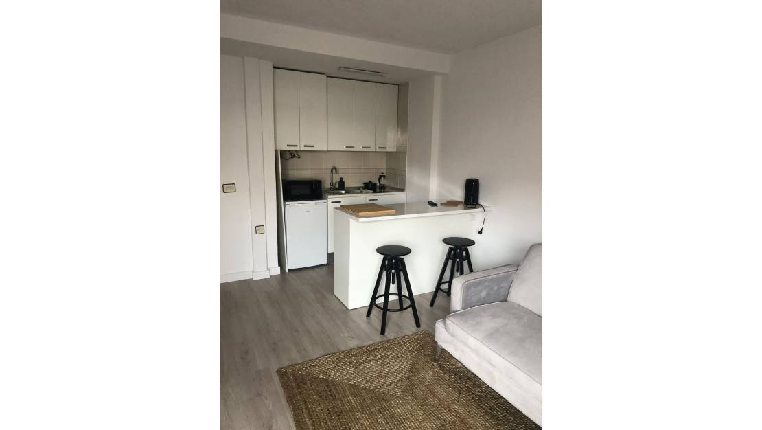 Sale - Apartment - Torrevieja - Torrevieja Centro