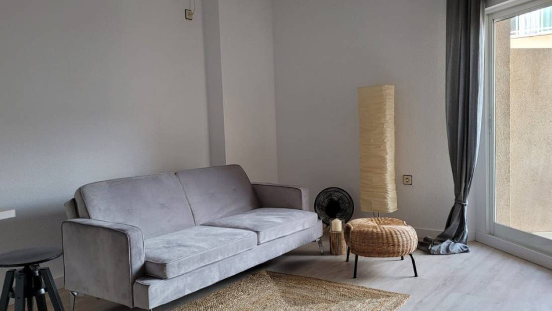 Sale - Apartment - Torrevieja - Torrevieja Centro