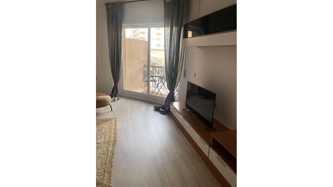 Sale - Apartment - Torrevieja - Torrevieja Centro