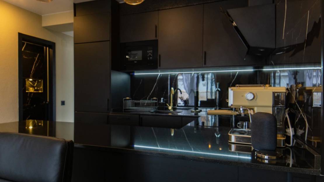 Sale - Apartment - Torrevieja - Torrevieja Centro