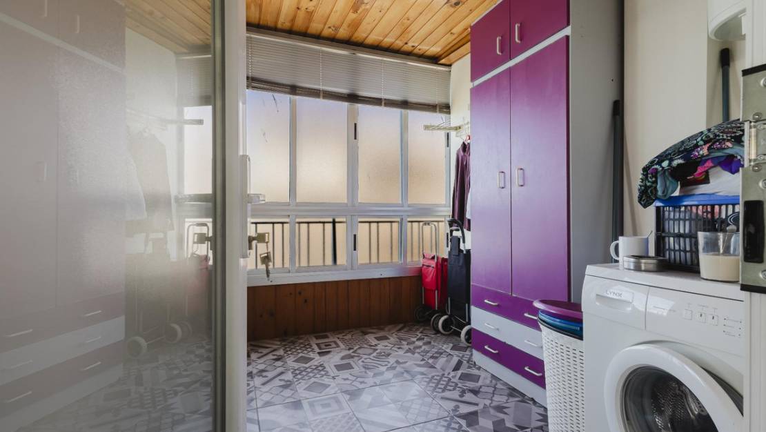 Sale - Apartment - Torrevieja - Torrevieja Centro