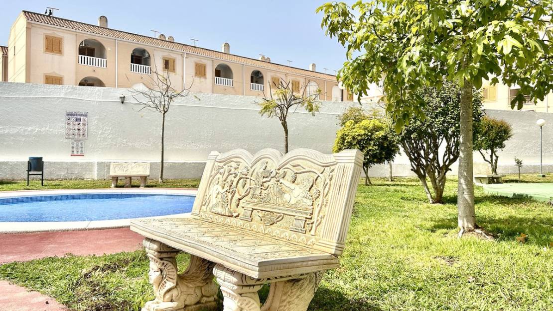 Sale - Apartment - Torrevieja - Torrevieja Centro