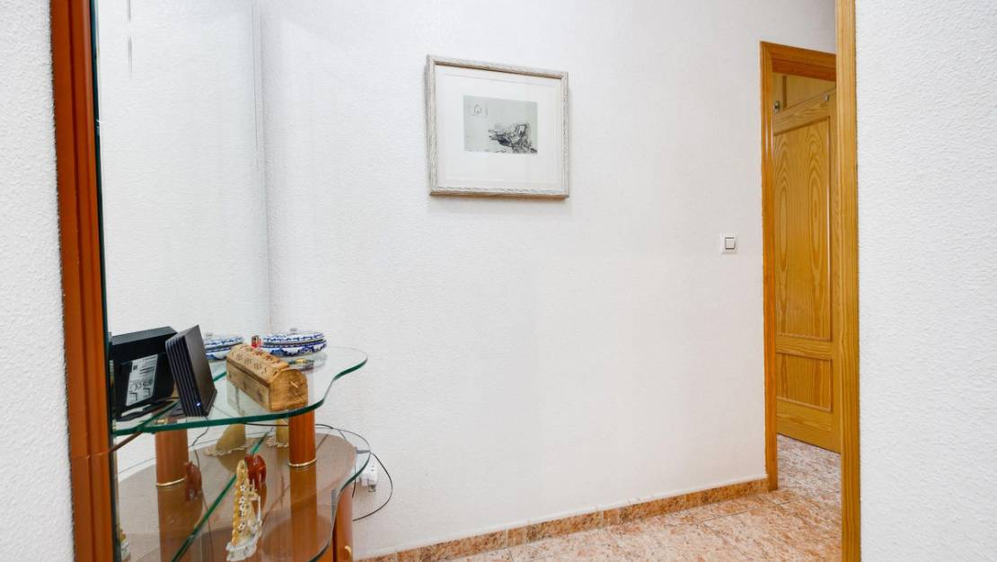 Sale - Apartment - Torrevieja - Torrevieja Centro