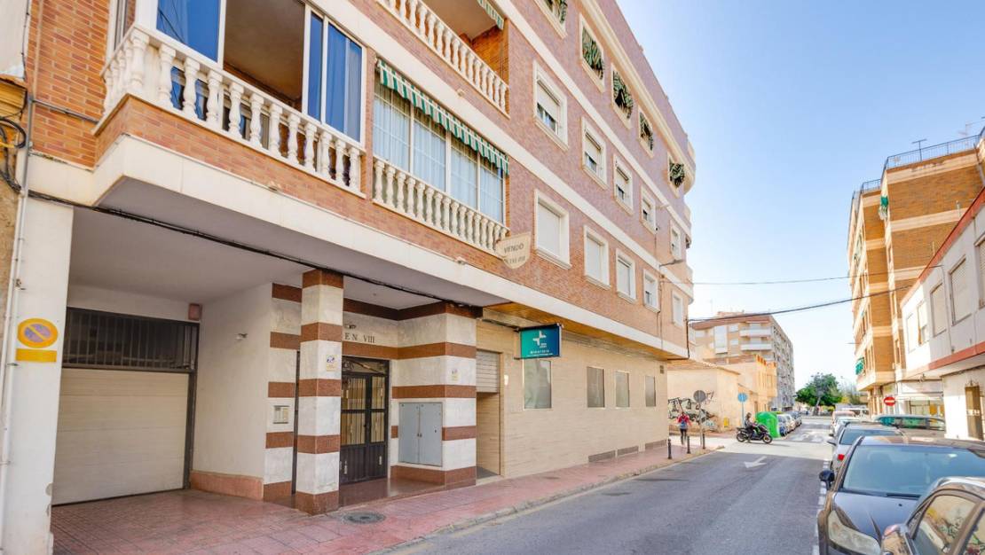 Sale - Apartment - Torrevieja - Torrevieja Centro