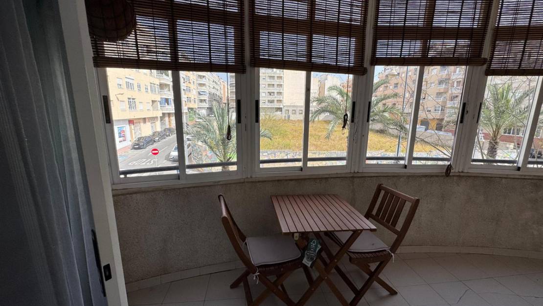 Sale - Apartment - Torrevieja - Torrevieja Centro