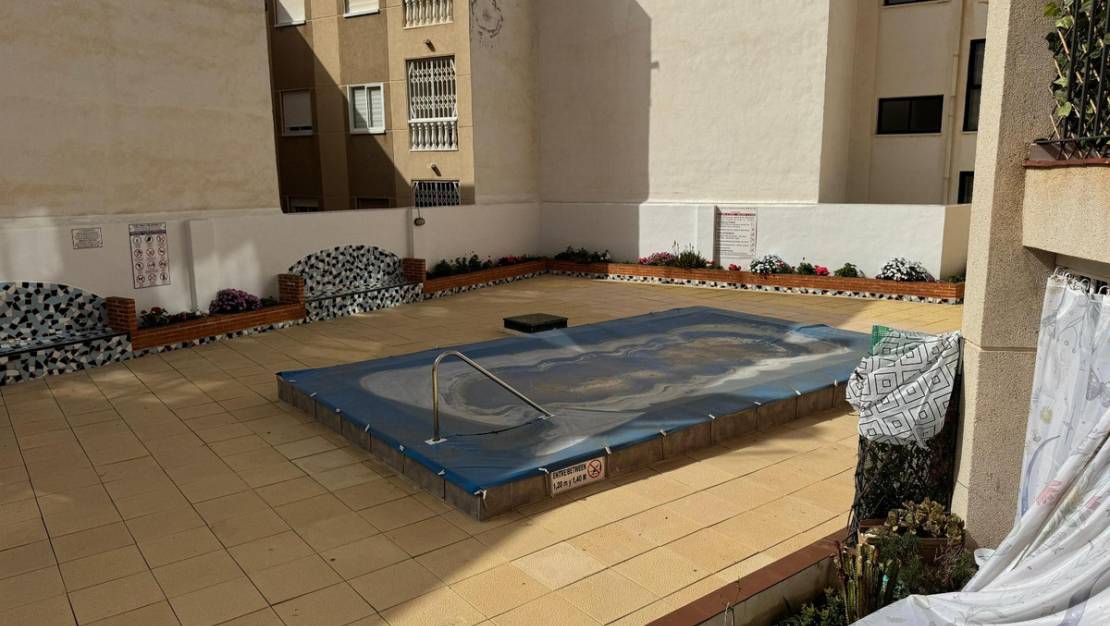 Sale - Apartment - Torrevieja - Torrevieja Centro