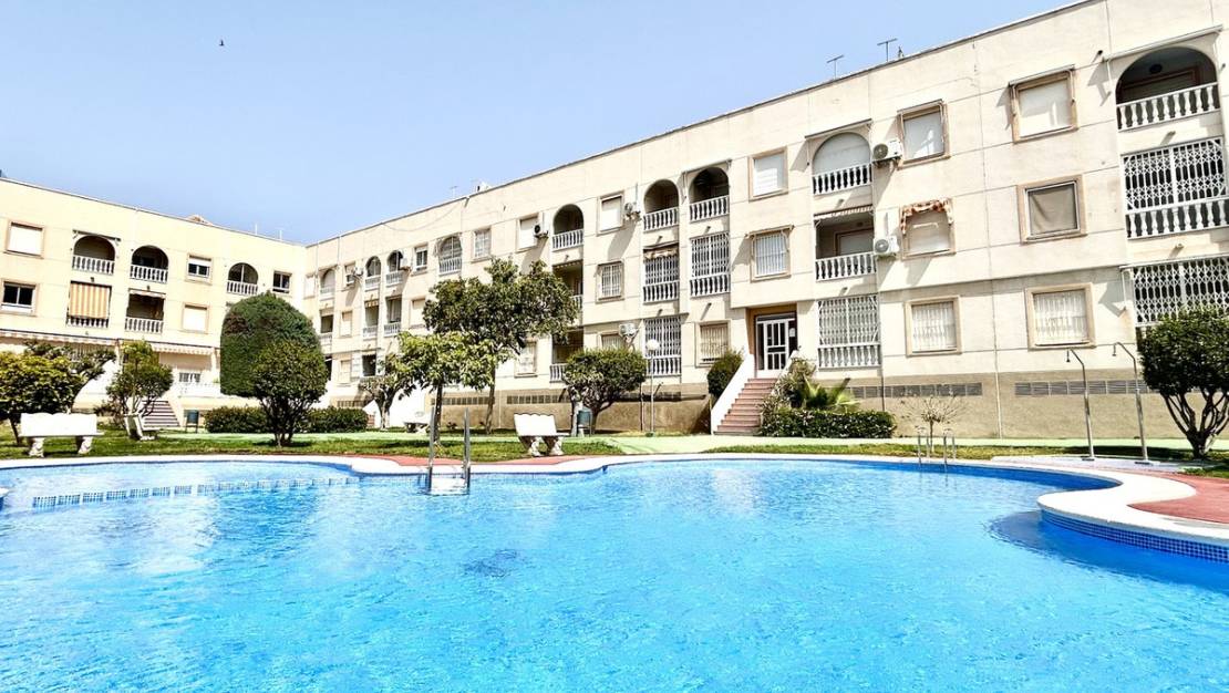 Sale - Apartment - Torrevieja - Torrevieja Centro