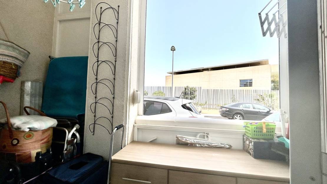 Sale - Apartment - Torrevieja - Torrevieja Centro