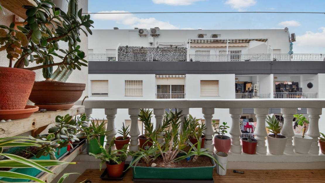 Sale - Apartment - Torrevieja - Torrevieja Centro