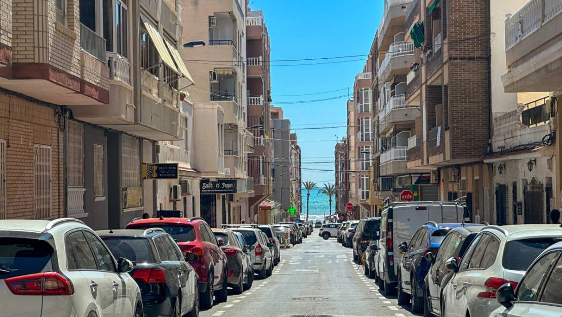 Sale - Apartment - Torrevieja - Torrevieja Centro