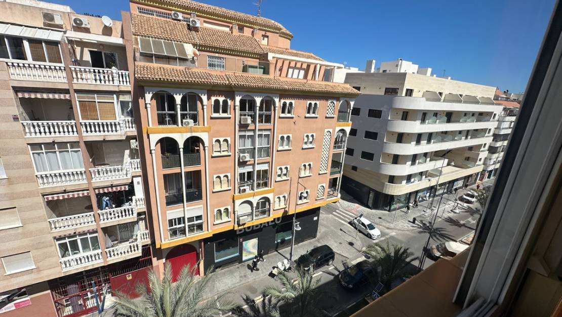 Sale - Apartment - Torrevieja - Torrevieja Centro