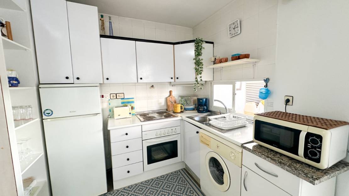 Sale - Apartment - Torrevieja - Torrevieja Centro