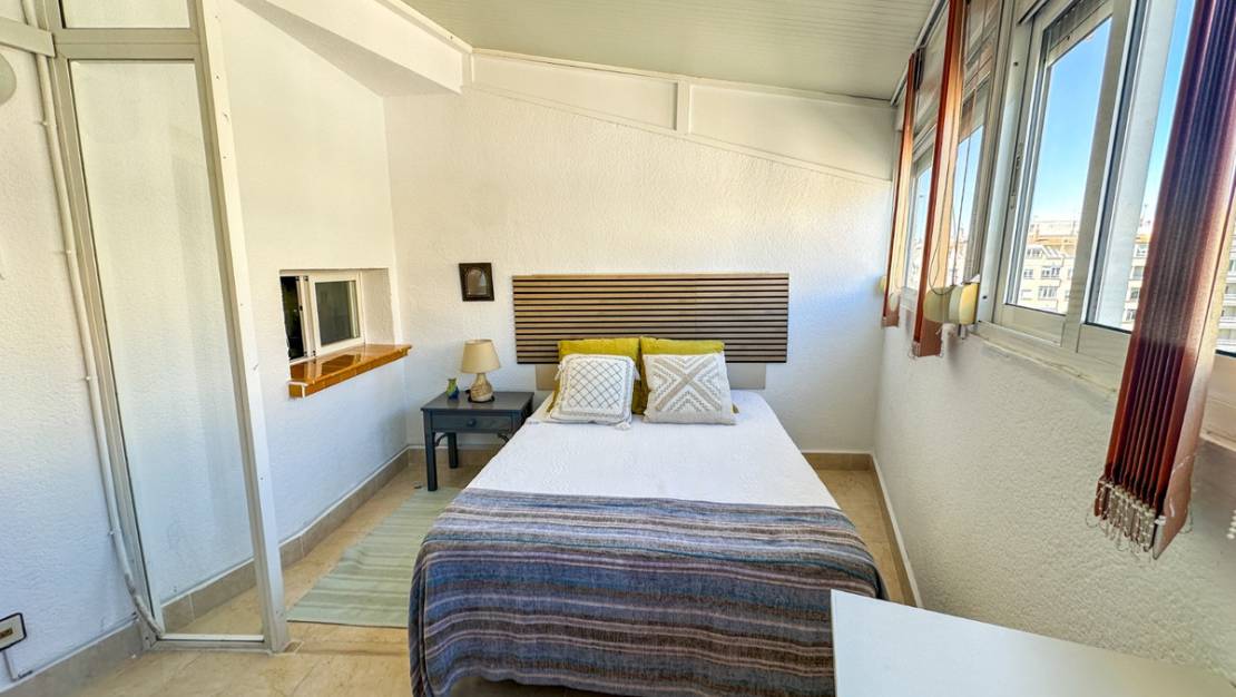 Sale - Apartment - Torrevieja - Torrevieja Centro