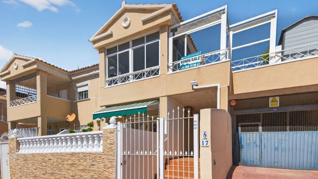 Sale - Apartment - Torrevieja - Torrevieja Centro