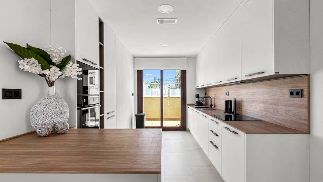 Sale - Apartment - Torrevieja - Torrevieja Centro