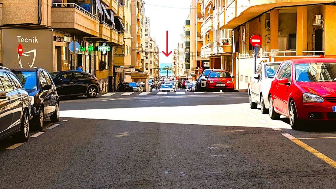 Sale - Apartment - Torrevieja - Torrevieja Centro