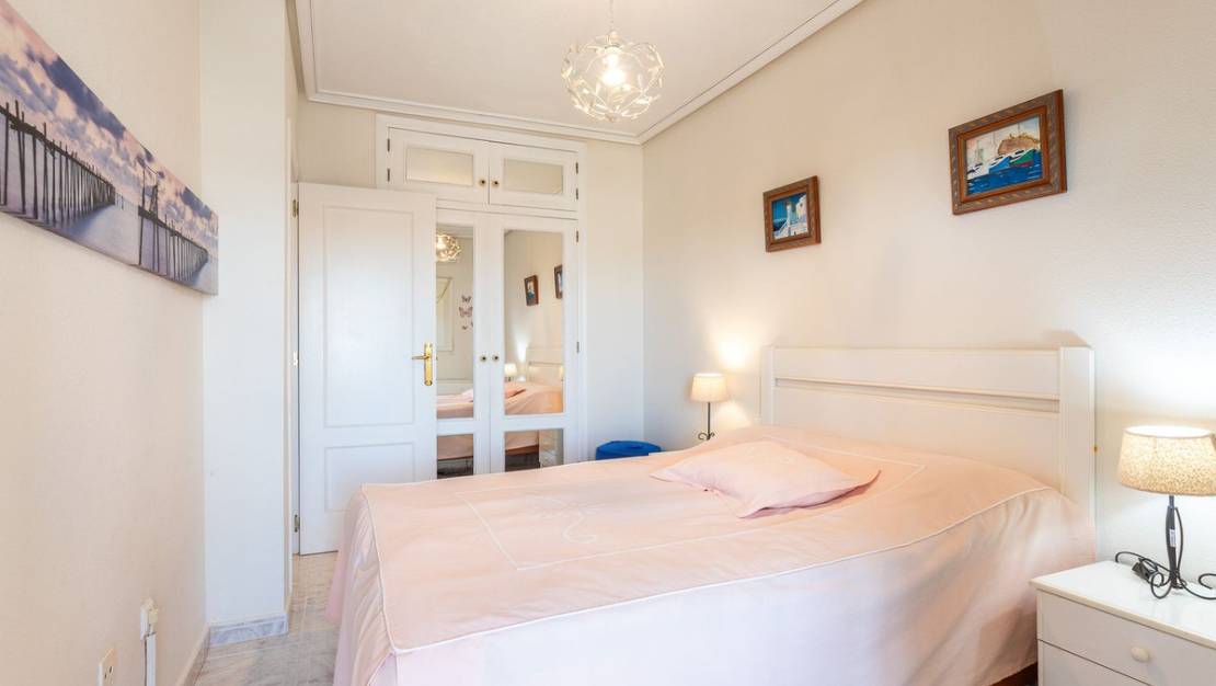 Sale - Apartment - Torrevieja - Torrevieja Centro