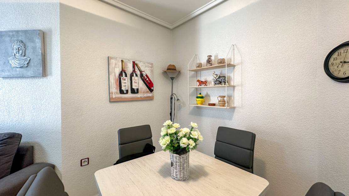 Sale - Apartment - Torrevieja - Torrevieja Centro